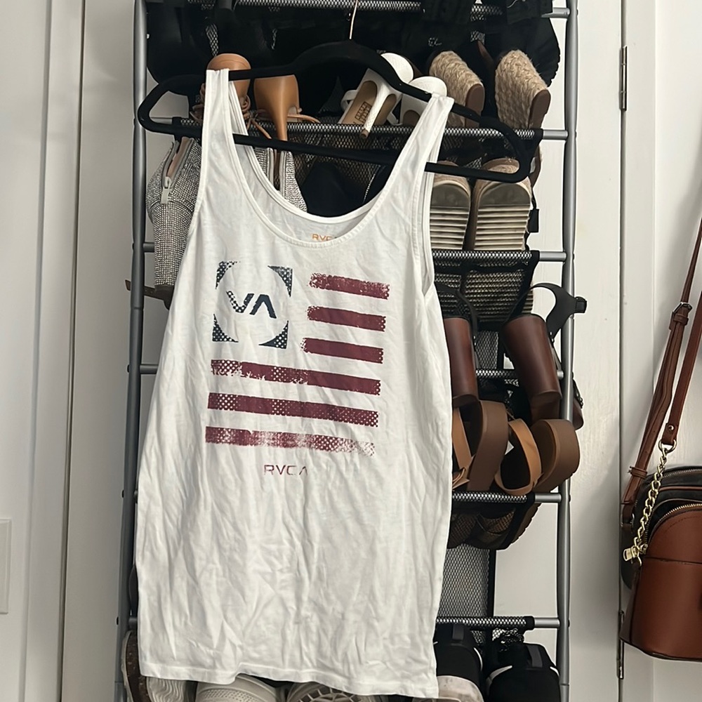 Women’s size medium. RVCA tank top